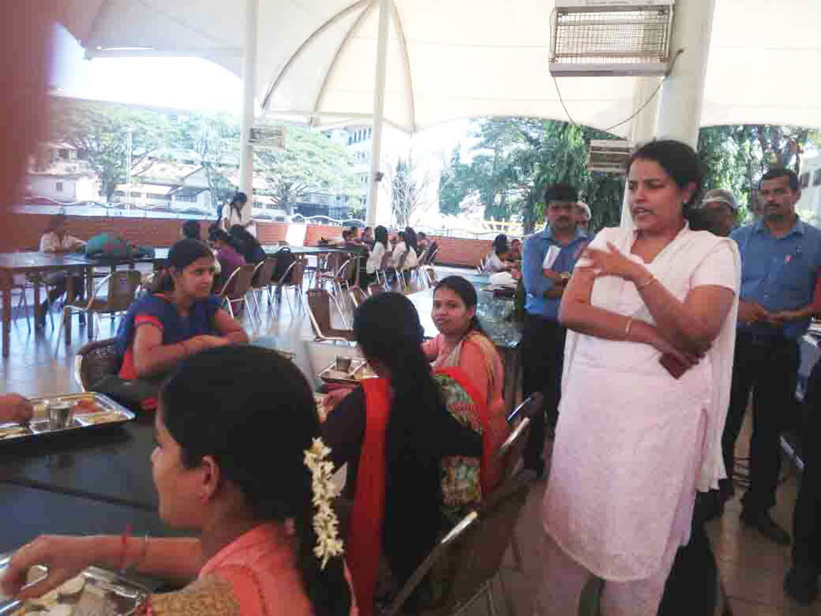 ಮಣಿಪಾಲದಲ್ಲಿ ಮಾತೃಪೂರ್ಣ ಕ್ಯಾಂಟೀನ್